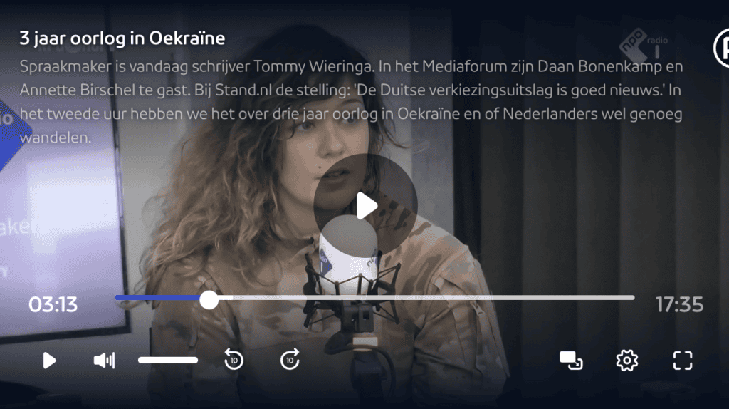 Frontline medic Khristina being interviewed about her experiences in Ukraine on the radio programme 'Spraakmakers'.
